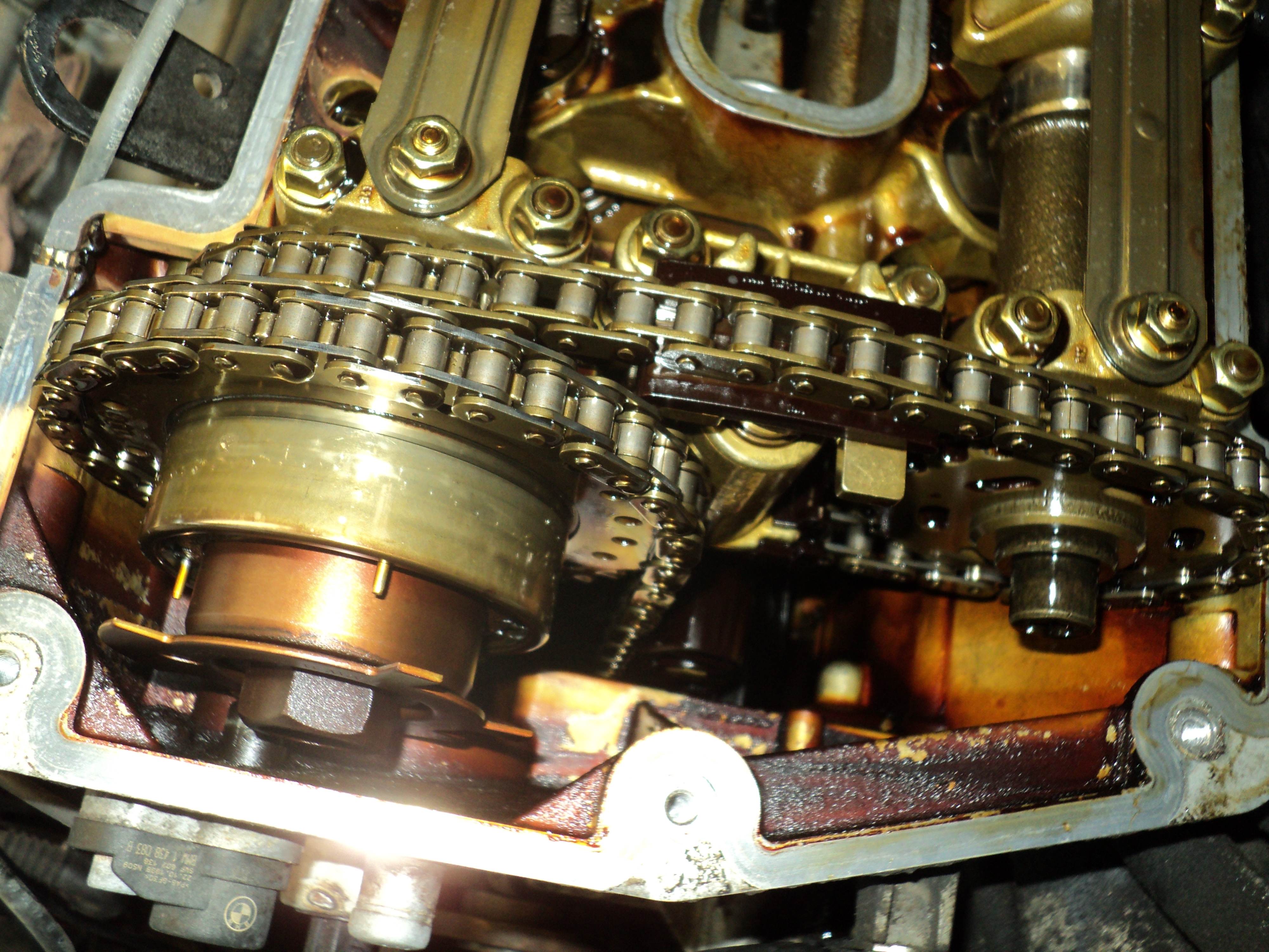 Timing-chain-on-a-740IL